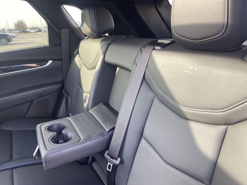 Certified 2023 Cadillac XT5 Premium Luxury w/ Technology Package image 39