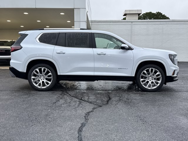 New 2027 GMC Acadia Denali w/ Denali Reserve Package AWD/4WD image 2
