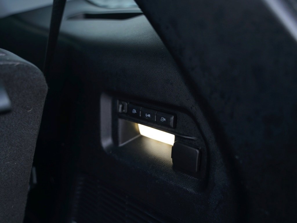 Used 2022 Ford Explorer Limited w/ Equipment Group 301A image 8