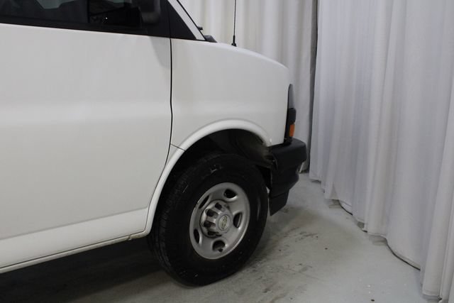 Used 2022 Chevrolet Express 2500 w/ Driver Convenience Package RWD image 25