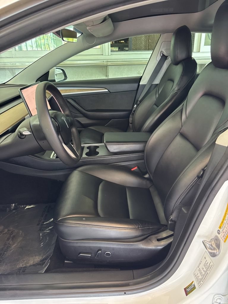 Used 2022 Tesla Model 3 Standard Range RWD image 10