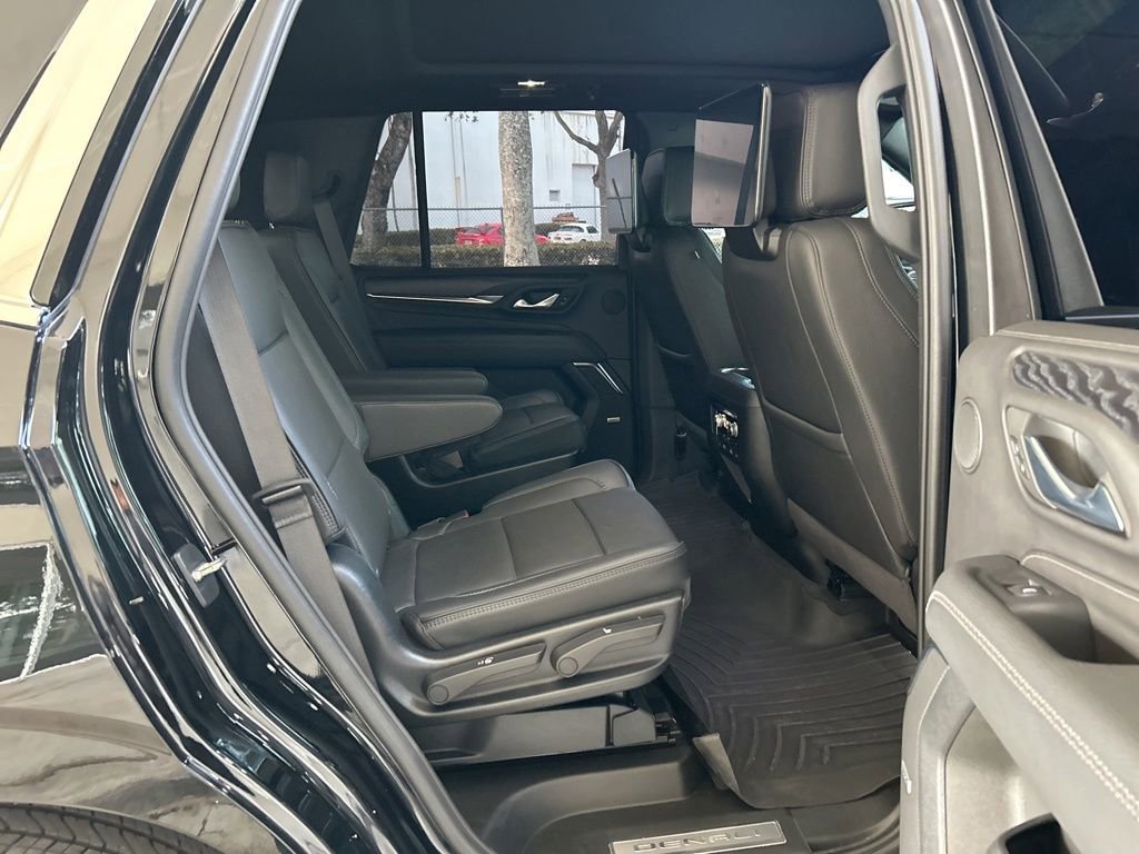Used 2024 GMC Yukon Denali w/ Denali Reserve Package AWD/4WD image 28
