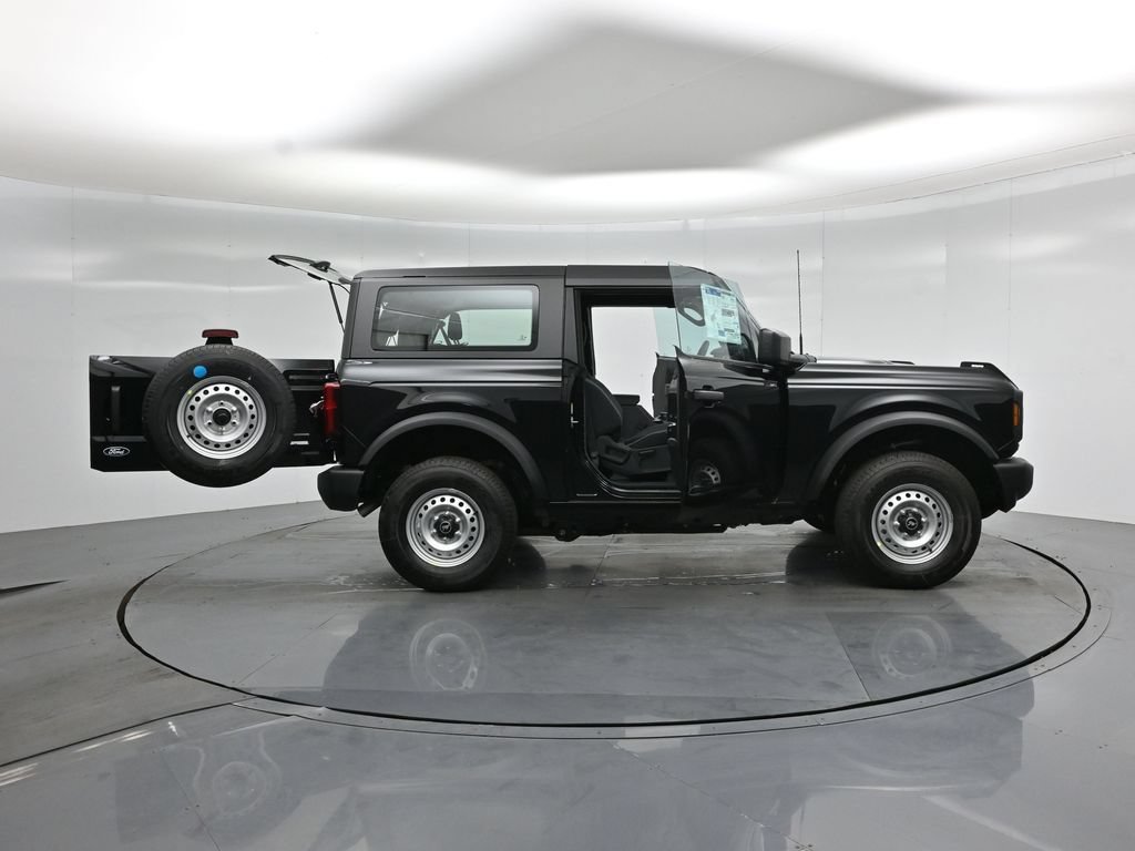 New 2026 Ford Bronco 2-Door AWD/4WD image 4