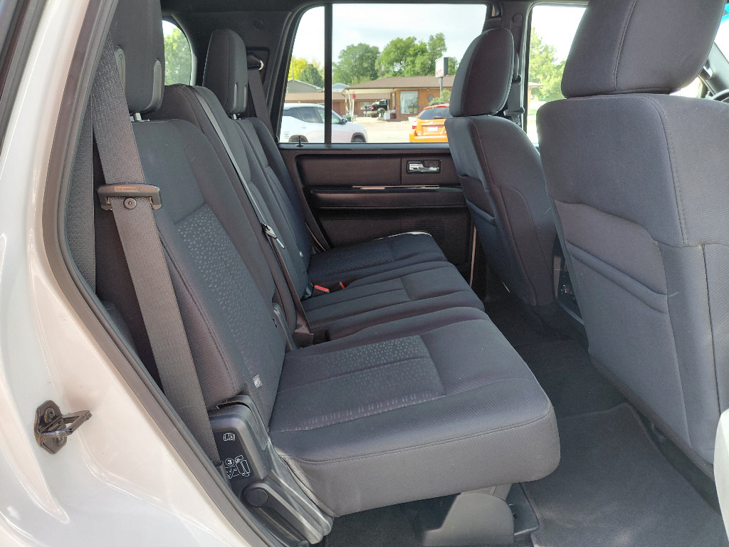 Used 2016 Ford Expedition XL w/ Equipment Group 101A AWD/4WD image 13