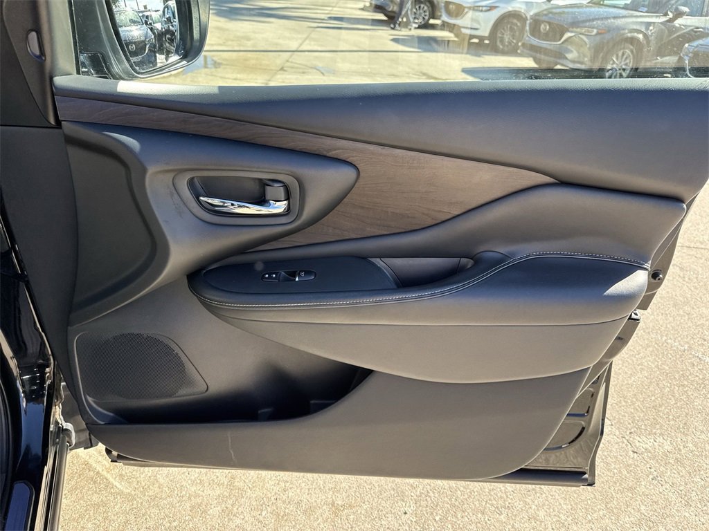 Used 2019 Nissan Murano Platinum image 44