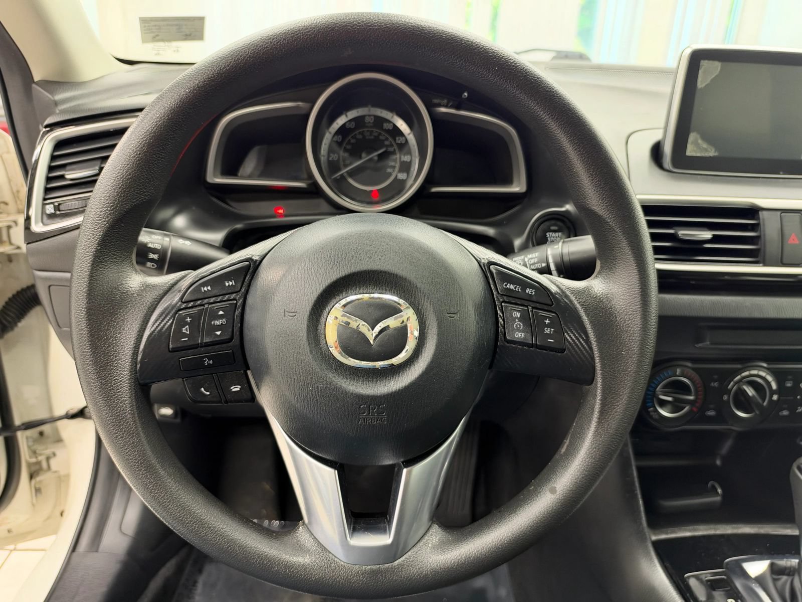 Used 2016 MAZDA MAZDA3 i Sport w/ Preferred Equipment Package FWD image 27
