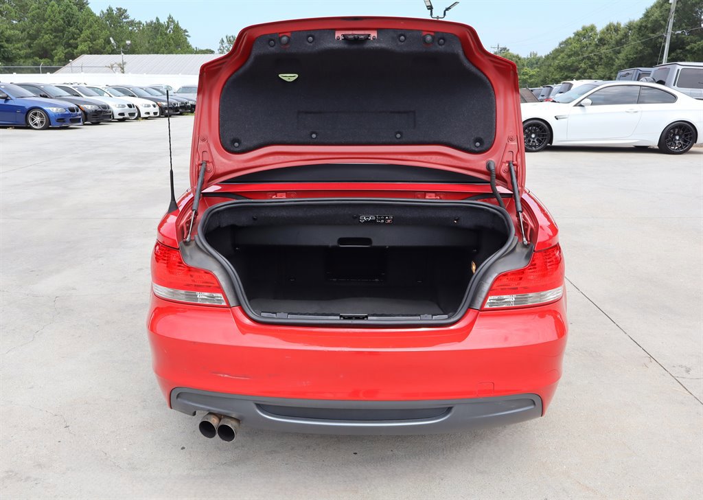 Used 2011 BMW 135i Convertible RWD image 35