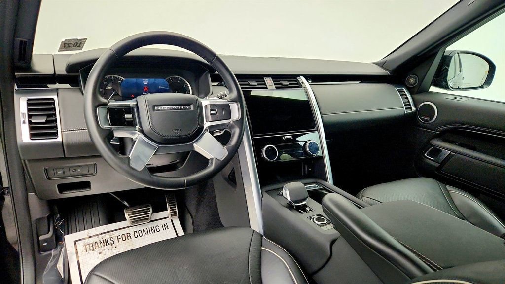 Used 2023 Land Rover Discovery HSE R-Dynamic image 13