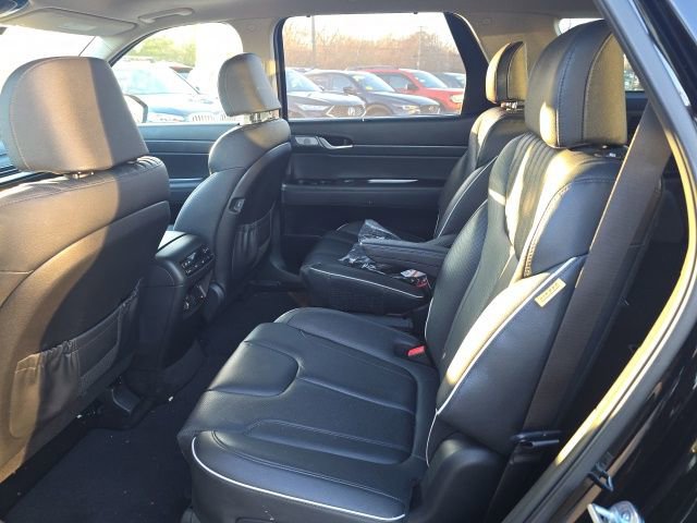 Used 2023 Hyundai Palisade Limited image 12