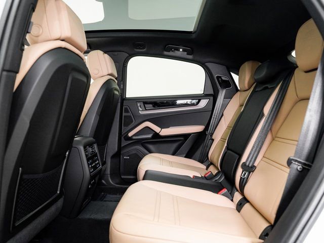 New 2026 Porsche Cayenne Coupe image 26
