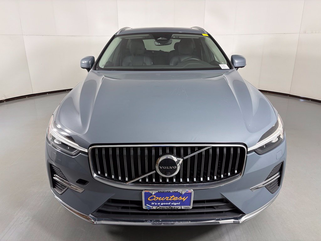 Used 2023 Volvo XC60 B5 Plus w/ Protection Package Premier FWD image 3