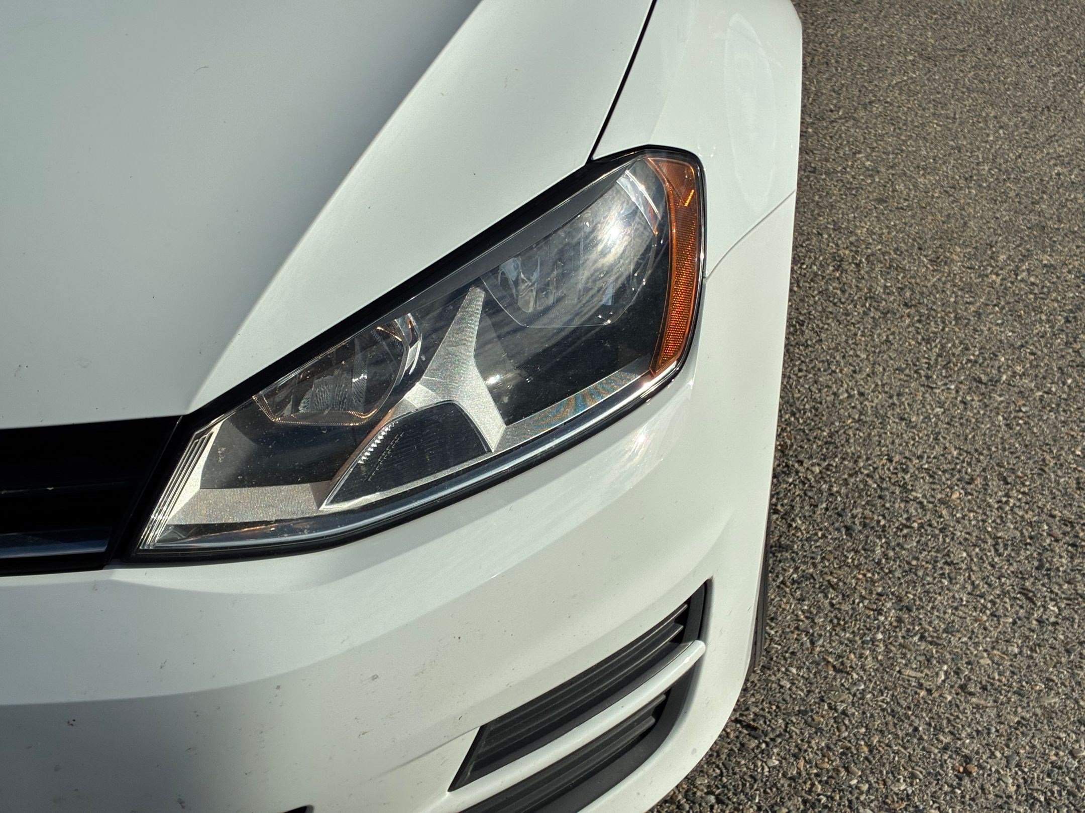 Used 2017 Volkswagen Golf S FWD image 12