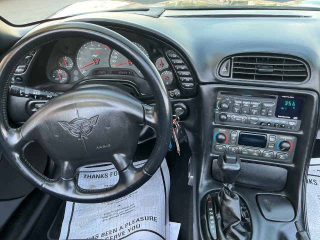 Used 2003 Chevrolet Corvette Convertible w/ Preferred Equipment Group1 RWD image 17