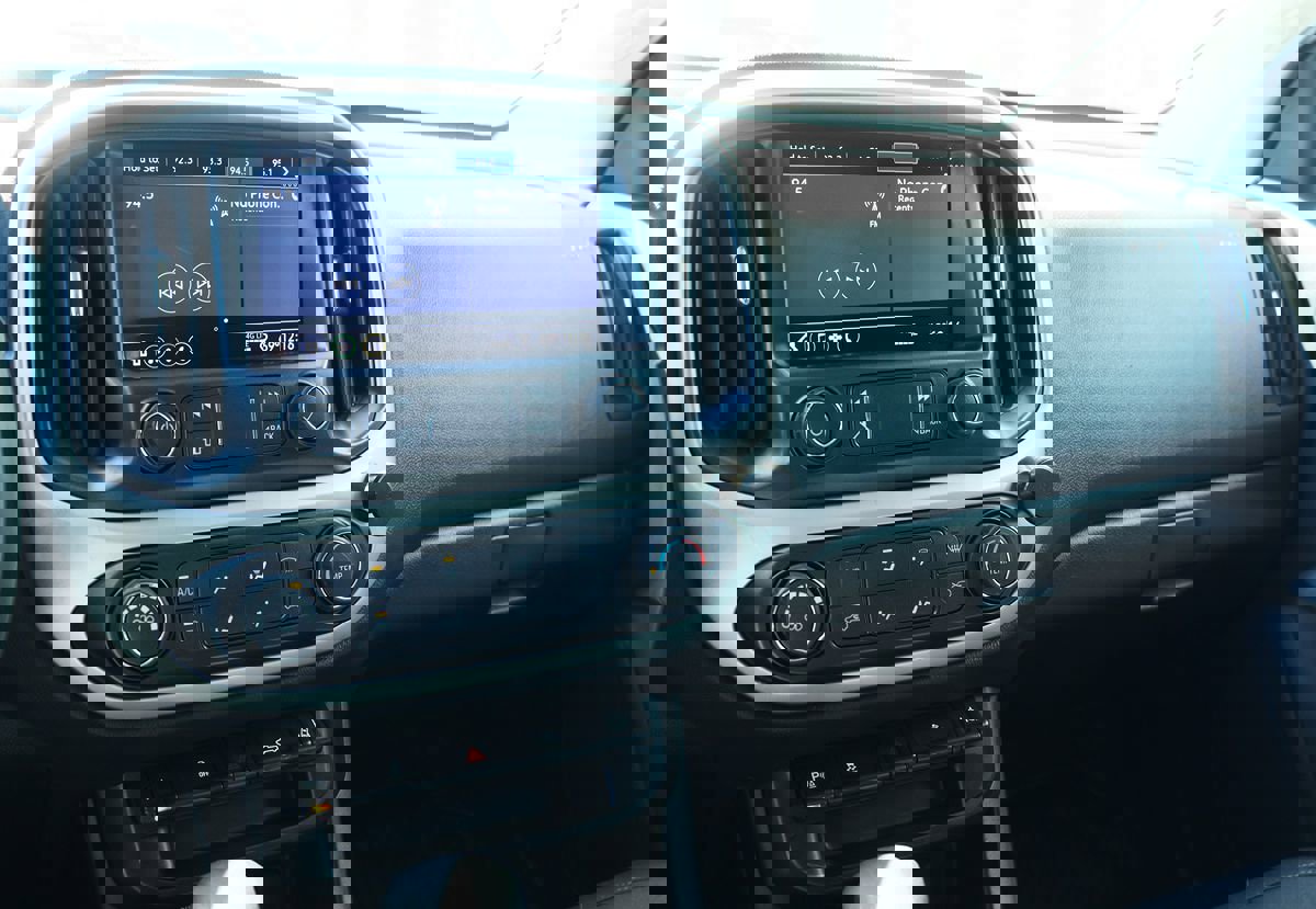 Used 2022 Chevrolet Colorado LT w/ Fleet Safety Package image 36