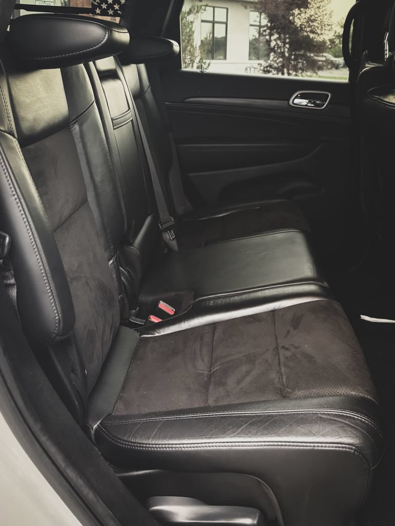 Used 2020 Jeep Grand Cherokee Altitude RWD image 34