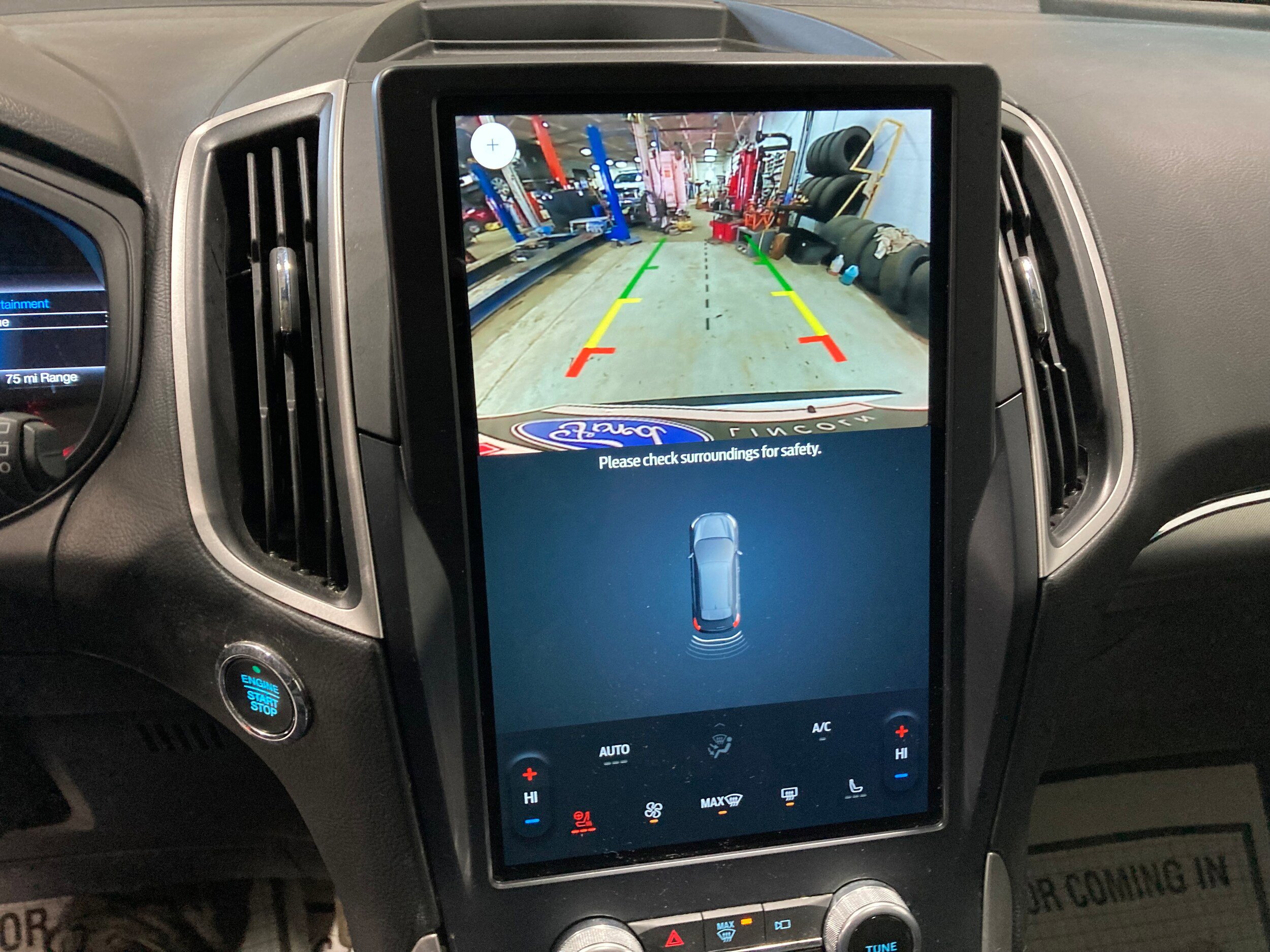 Used 2022 Ford Edge SEL w/ Convenience Package AWD/4WD image 12