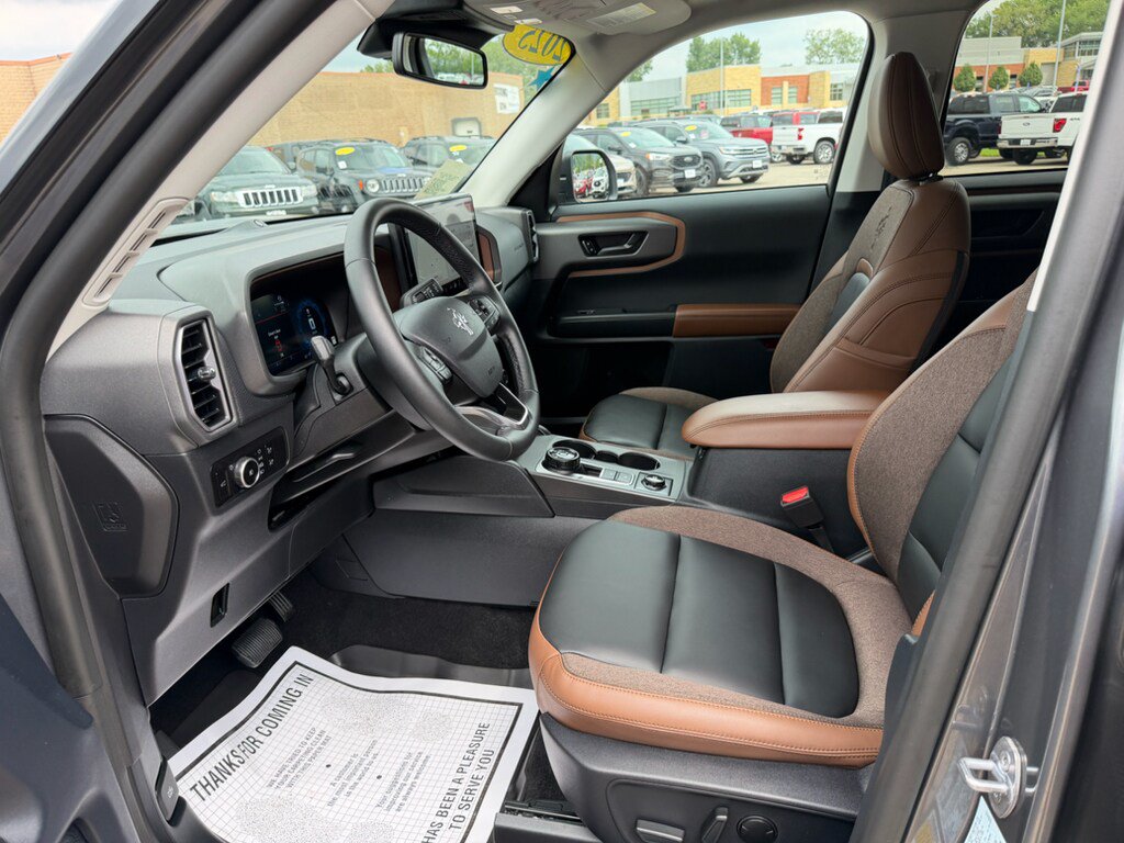 Used 2025 Ford Bronco Sport Outer Banks w/ Outer Banks Tech Package+ AWD/4WD image 10