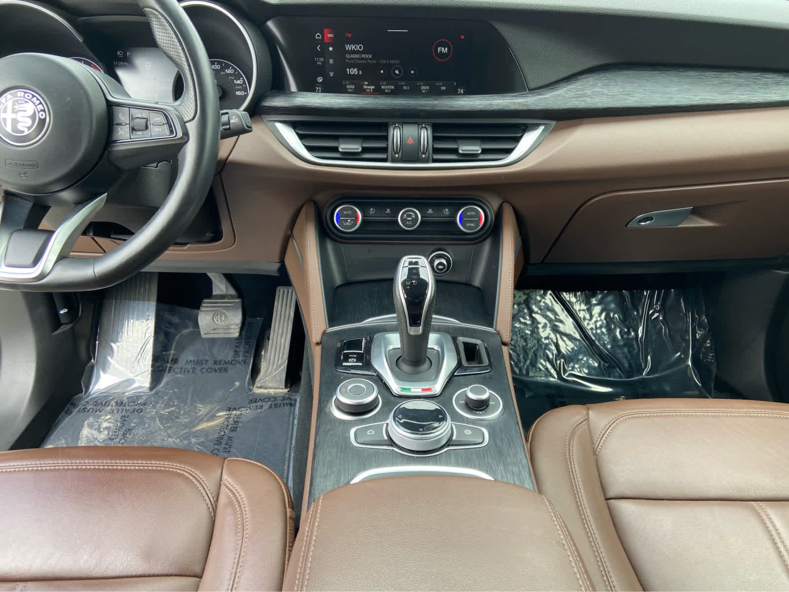 Used 2021 Alfa Romeo Stelvio Sprint w/ Active Assist 1 Package AWD/4WD image 18