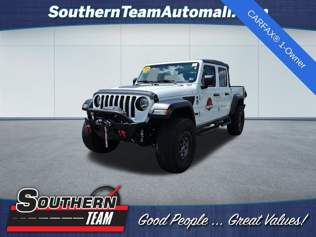 Used 2023 Jeep Gladiator Sport AWD/4WD image 1