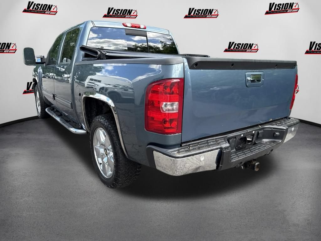 Used 2013 Chevrolet Silverado 1500 LT w/ All-Star Edition AWD/4WD image 7