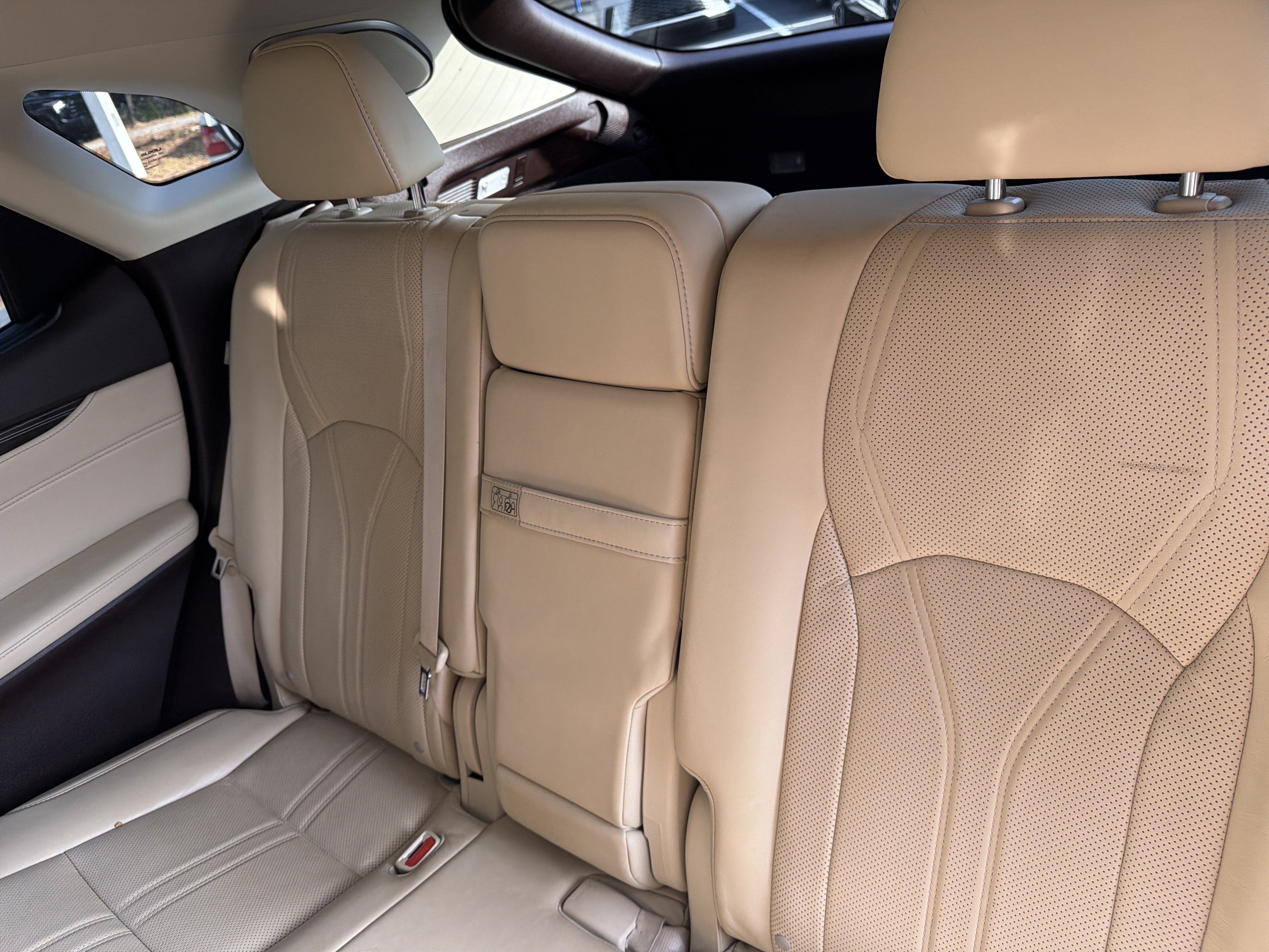 Used 2016 Lexus RX 350 FWD w/ Luxury Package image 32