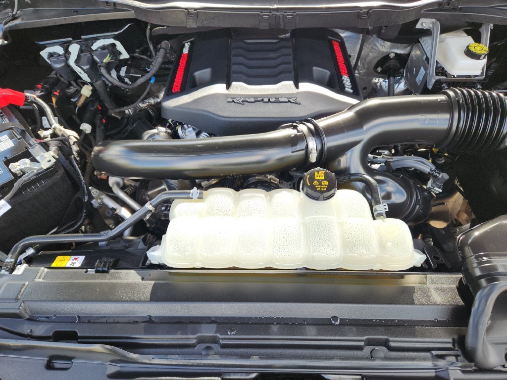 Used 2026 Ford F150 Raptor AWD/4WD image 29