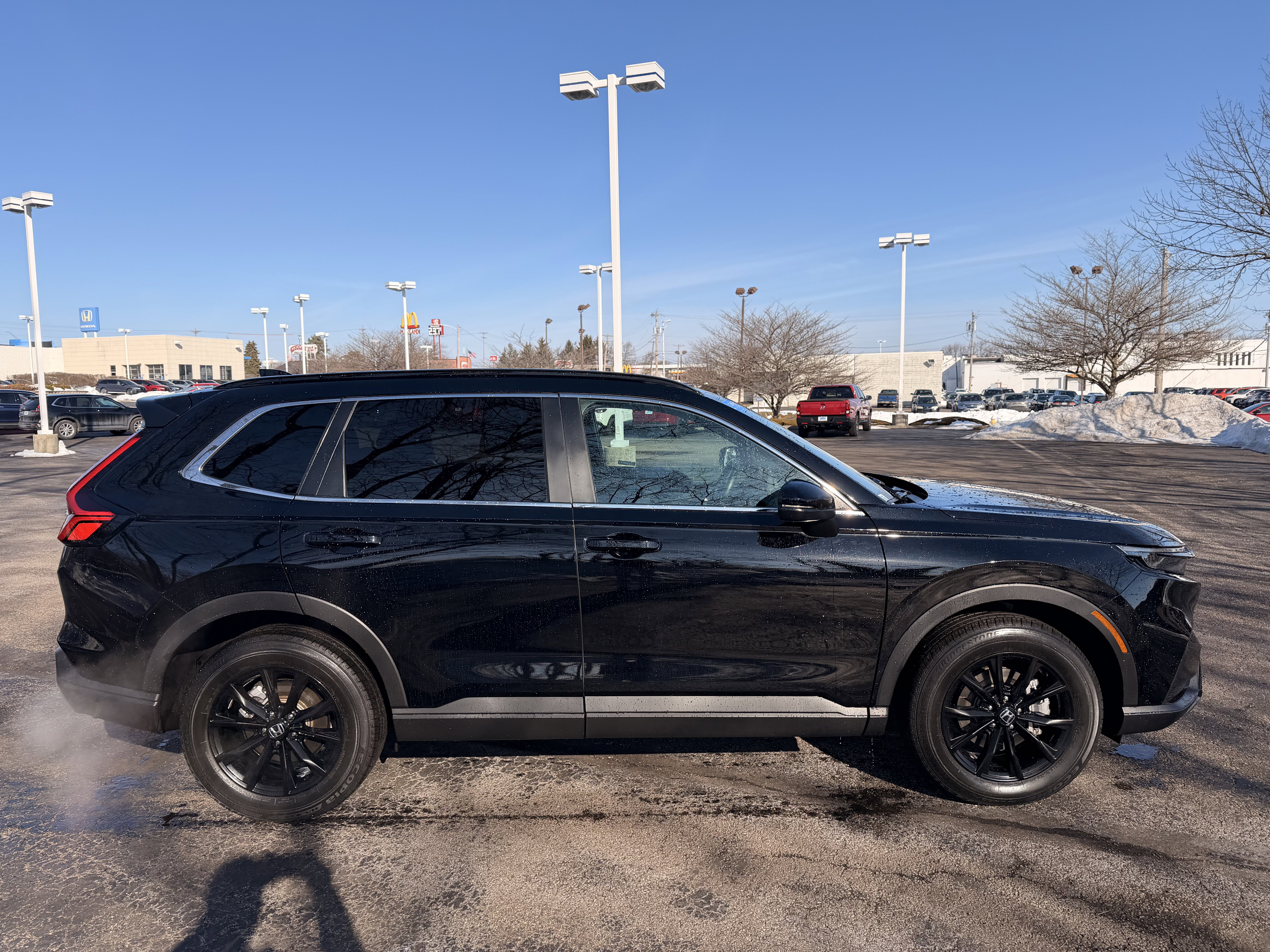 Used 2023 Honda CR-V Sport image 2