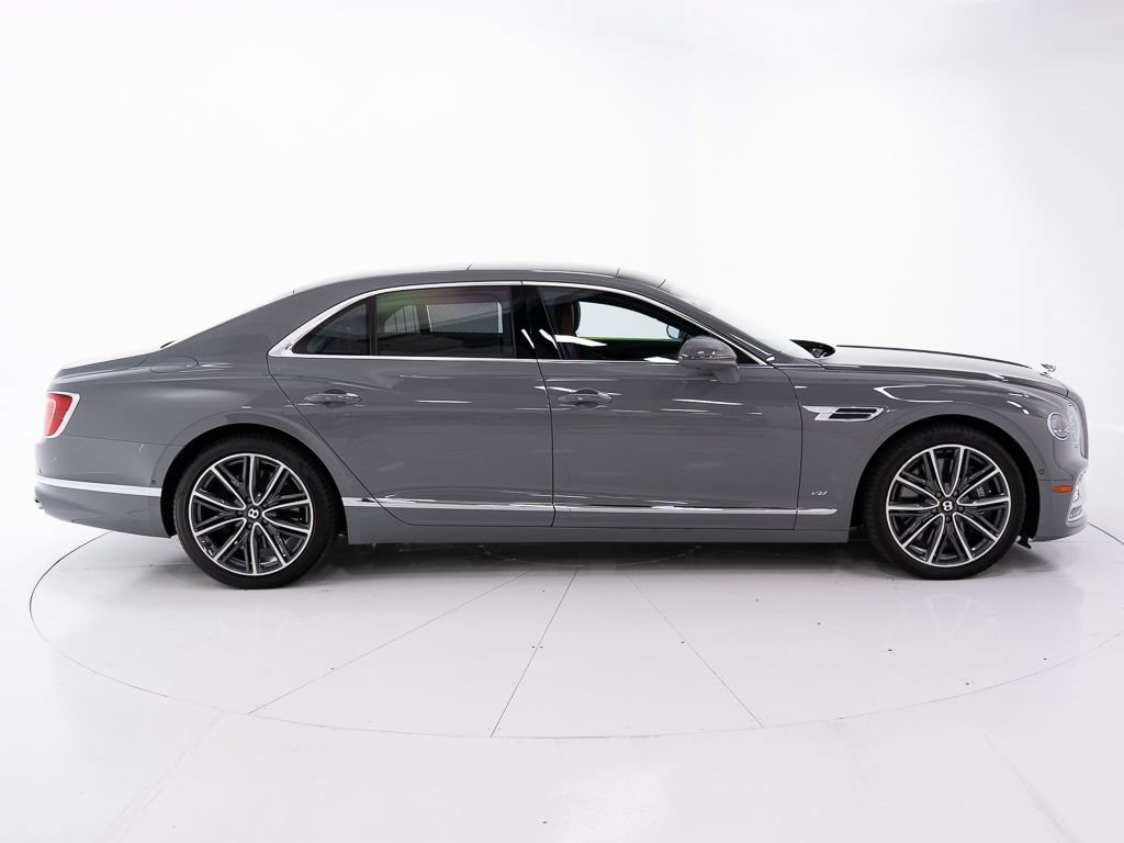 Certified 2022 Bentley Flying Spur V8 AWD/4WD image 6