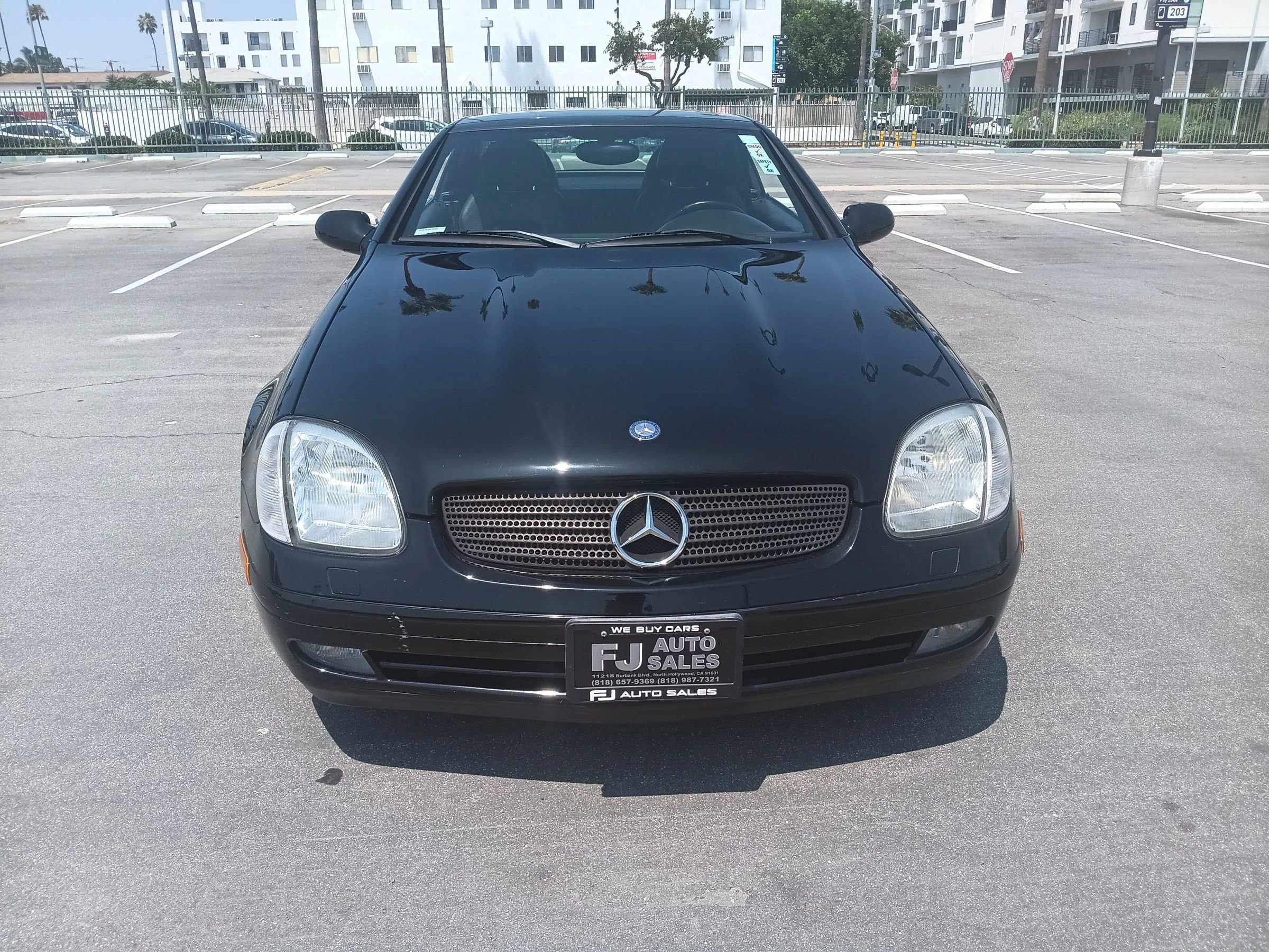 Used 2000 Mercedes-Benz SLK 230 image 2