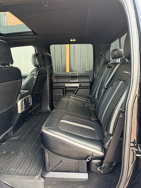 Used 2019 Ford F350 Platinum w/ Platinum Ultimate Package image 9