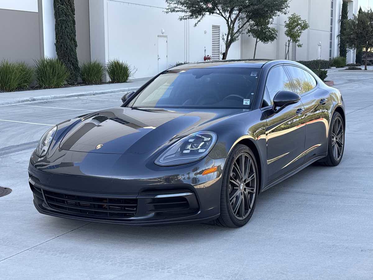 Used 2020 Porsche Panamera 4 w/ Premium Package Plus image 6