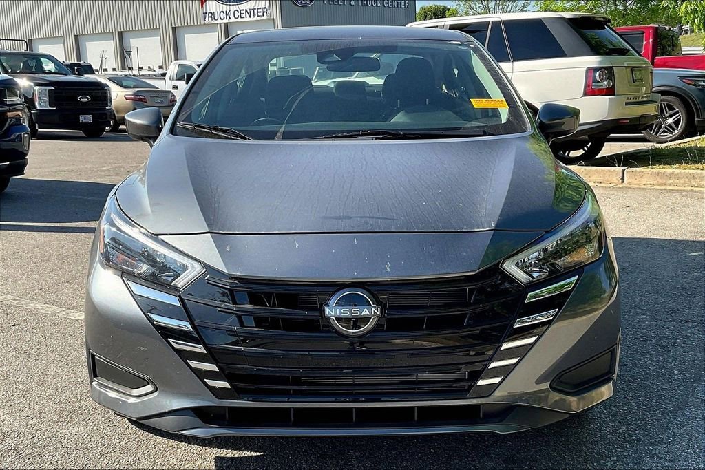 Used 2025 Nissan Versa SV w/ Trunk Package image 3