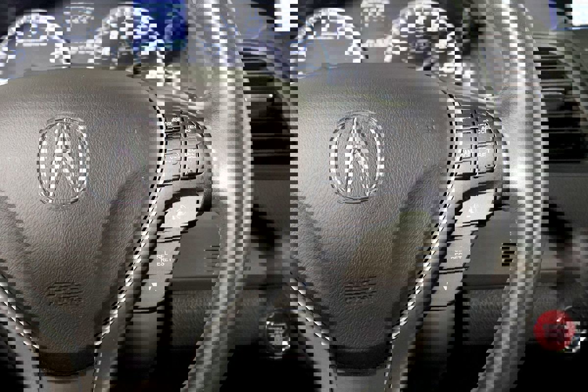 Used 2015 Acura RDX AWD w/ Technology Package image 29