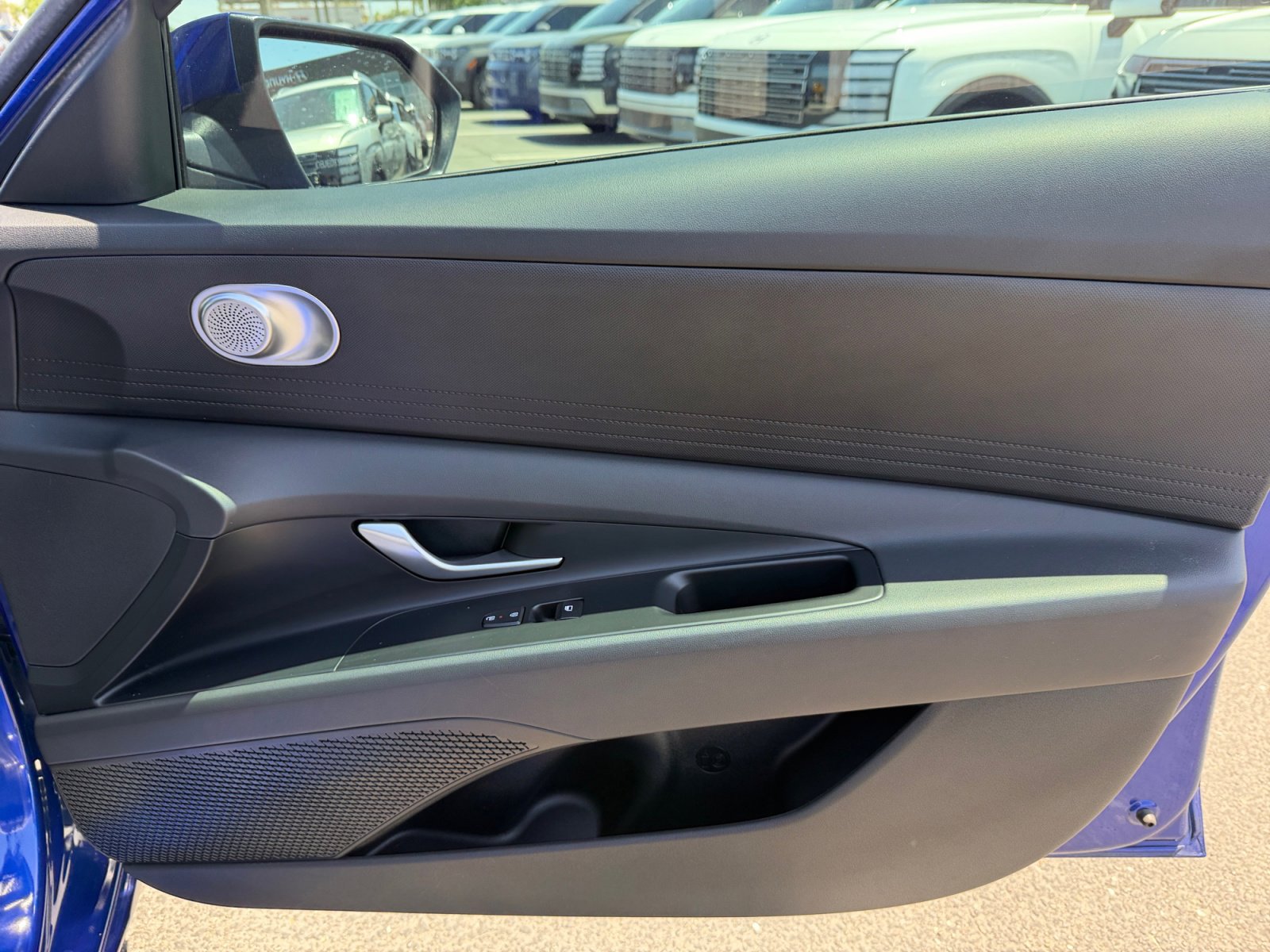 Certified 2025 Hyundai Elantra Sport FWD image 16