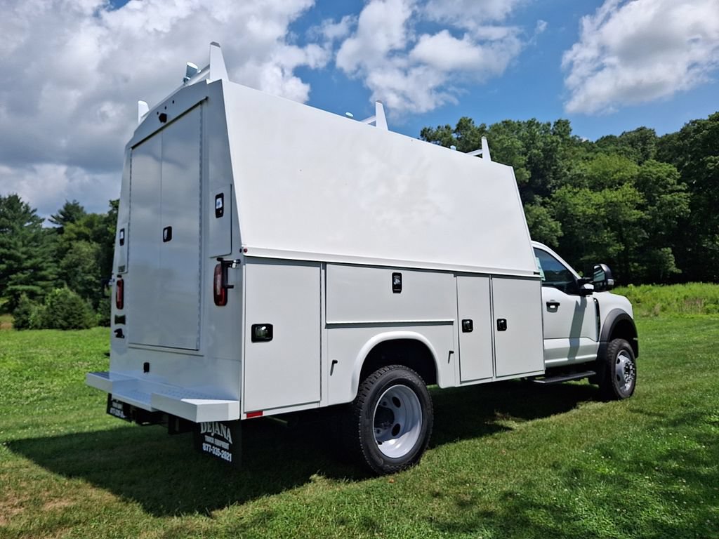 New 2026 Ford F550 4x4 Regular Cab Super Duty image 4