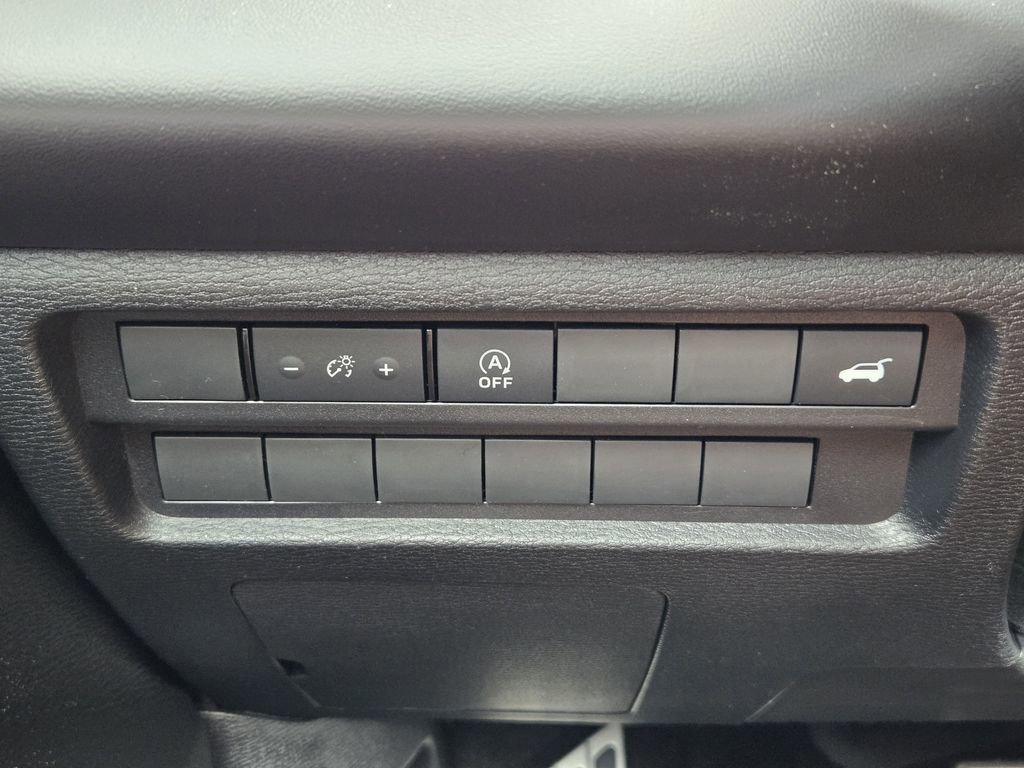 New 2026 Mitsubishi Outlander SEL image 17