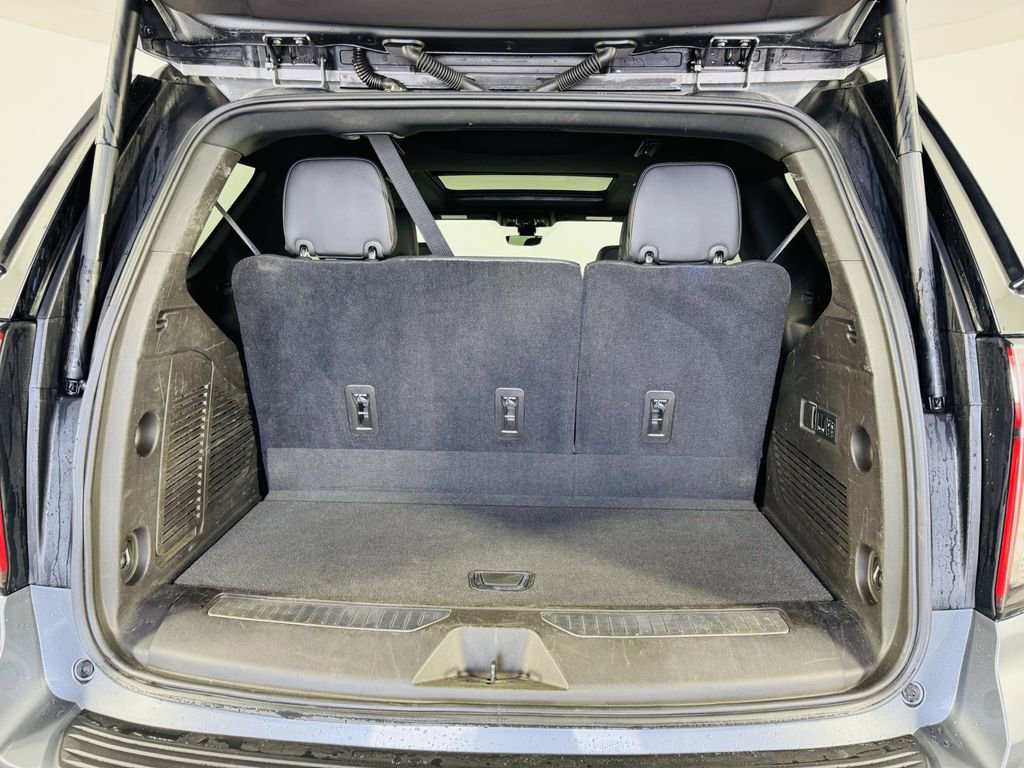 Used 2021 Chevrolet Tahoe High Country RWD image 29