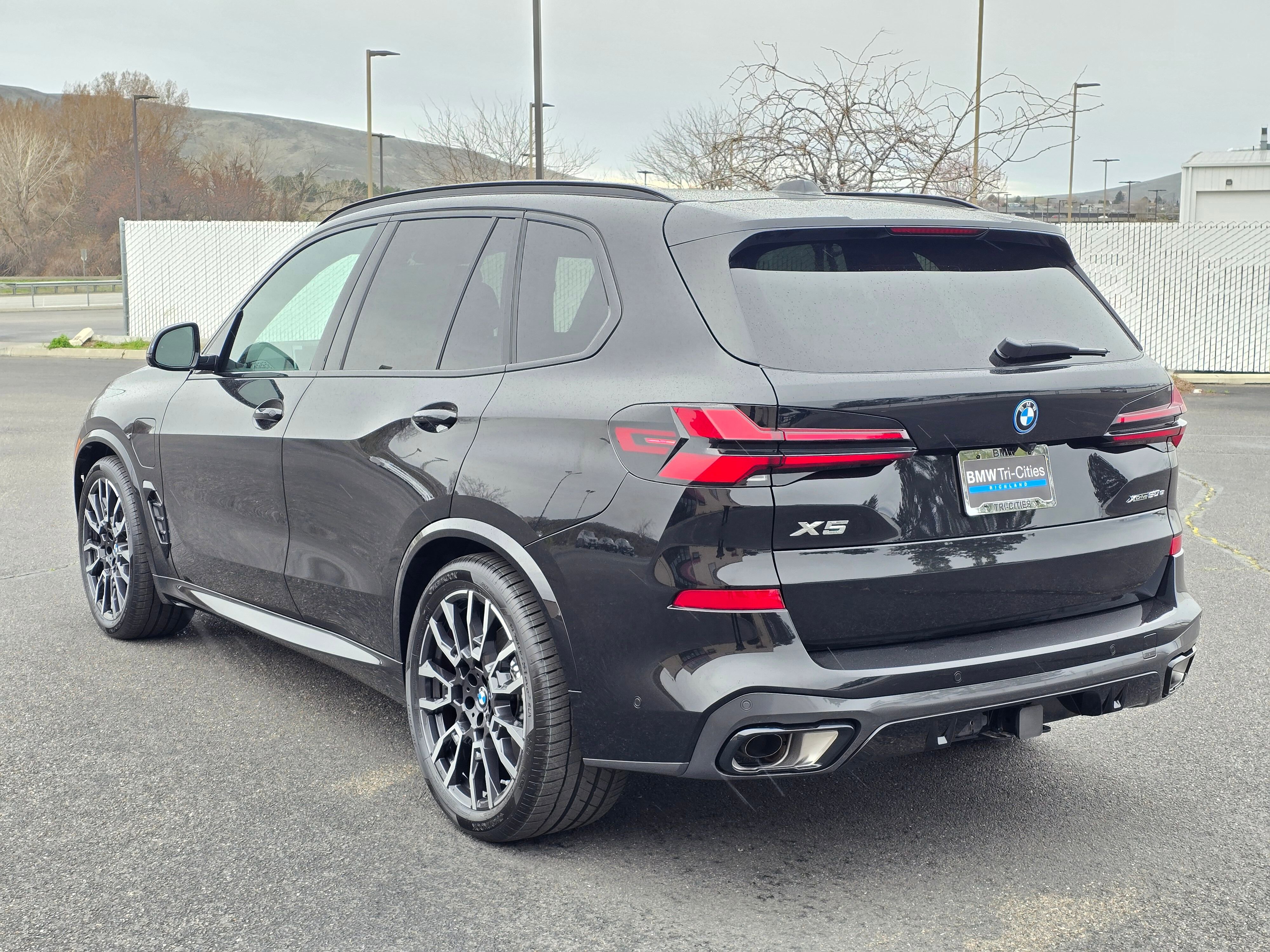 New 2026 BMW X5 xDrive50e w/ Executive Package image 36