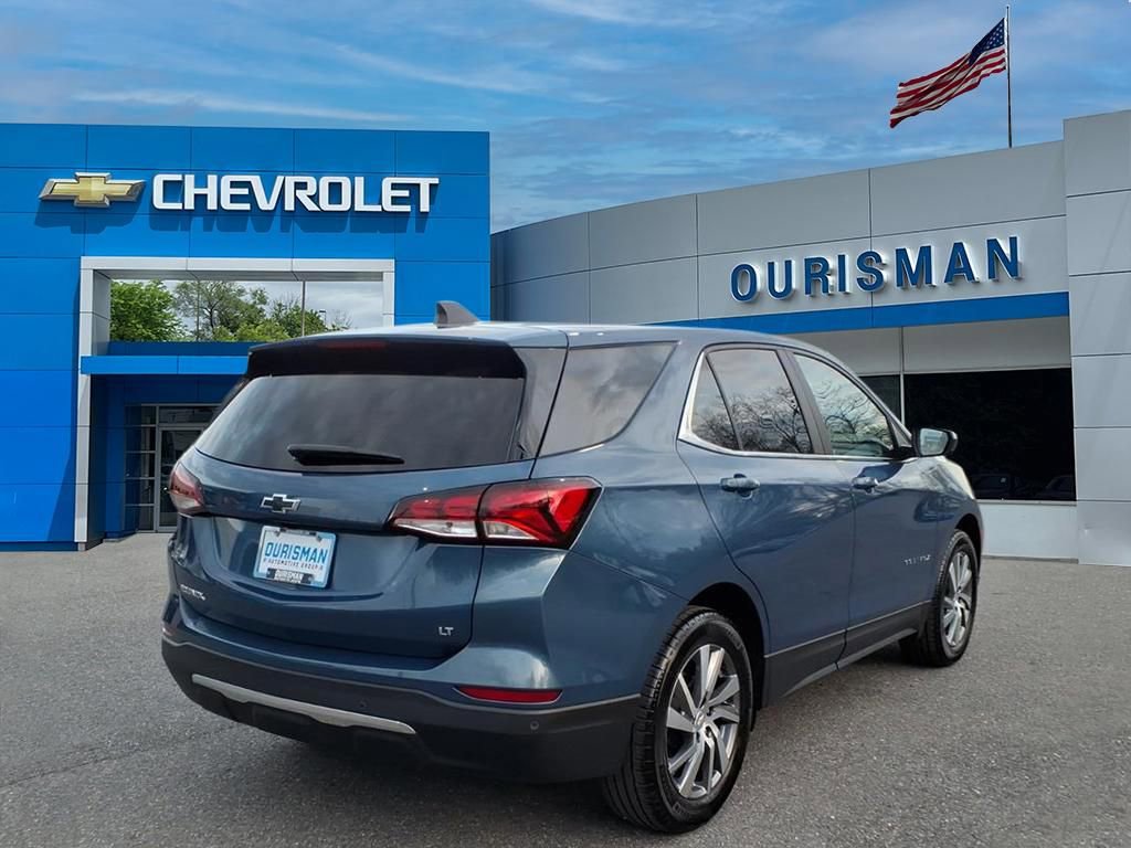 Certified 2024 Chevrolet Equinox LT w/ LPO, Floor Liner Package image 3