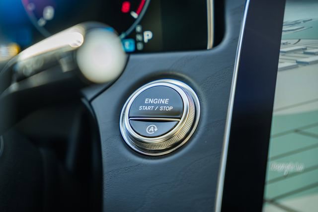 Certified 2025 Mercedes-Benz E 350 4MATIC Sedan image 26