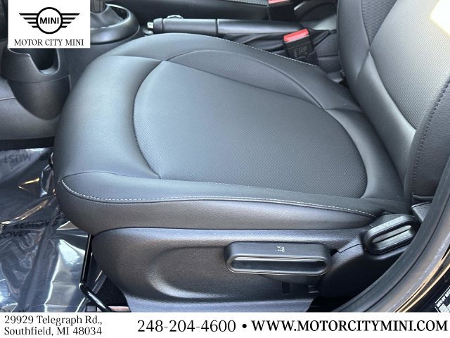 Certified 2024 MINI Cooper 4-Door Hardtop FWD image 20
