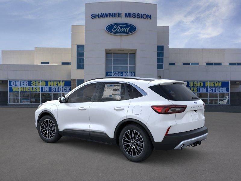New 2026 Ford Escape SE w/ Class II Trailer Tow Package image 4