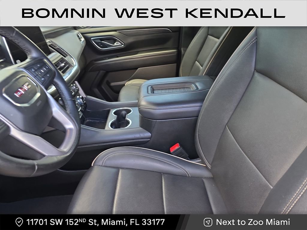 Used 2023 GMC Yukon XL SLT image 16