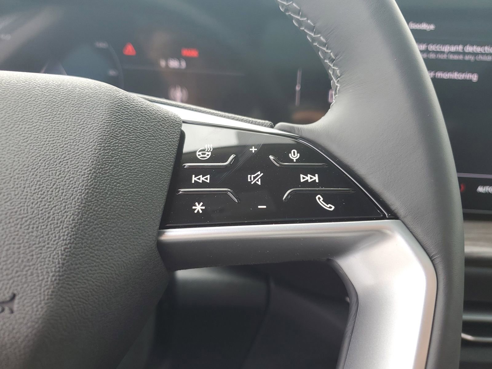New 2025 Audi Q5 Premium Plus AWD/4WD image 32