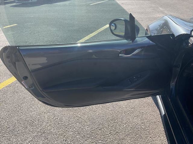 Used 2016 MAZDA MX-5 Miata Club w/ Brembo/BBS Package image 19