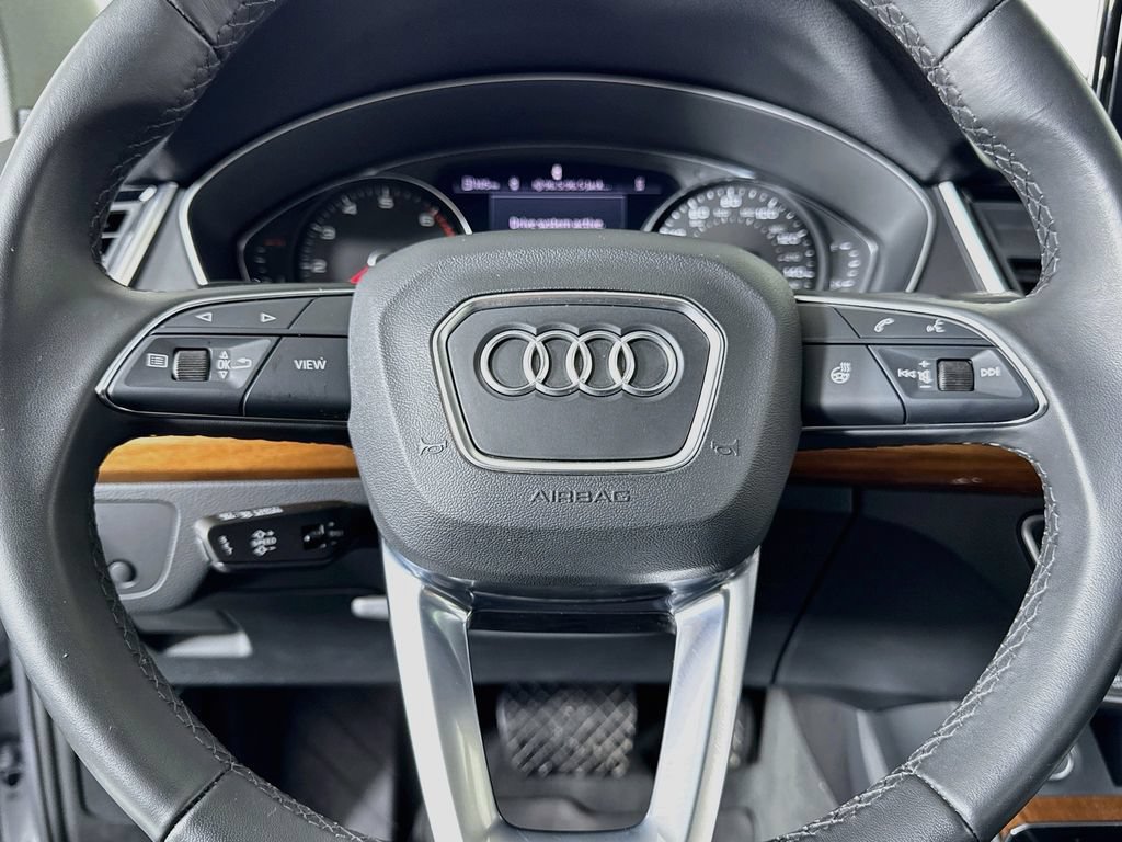 Used 2023 Audi Q5 2.0T Premium w/ Convenience Package AWD/4WD image 36