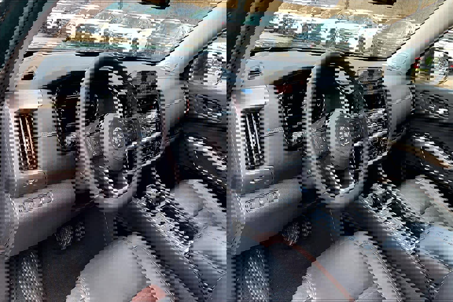 Used 2023 Nissan Pathfinder Platinum w/ Lighting Package (N93) image 18