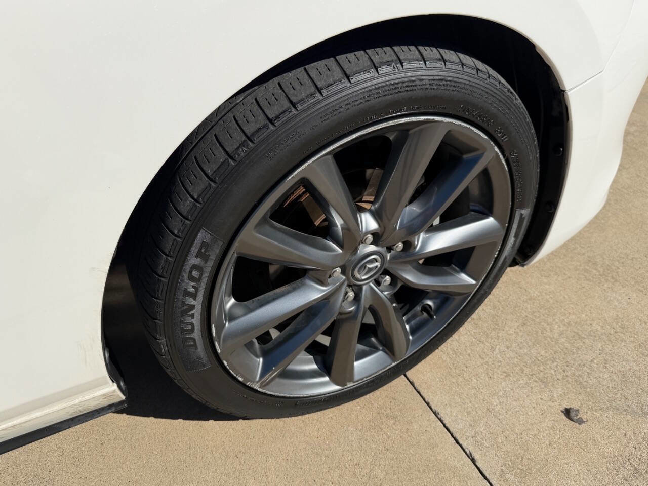 Used 2019 MAZDA MAZDA3 Hatchback w/ Preferred Package image 14