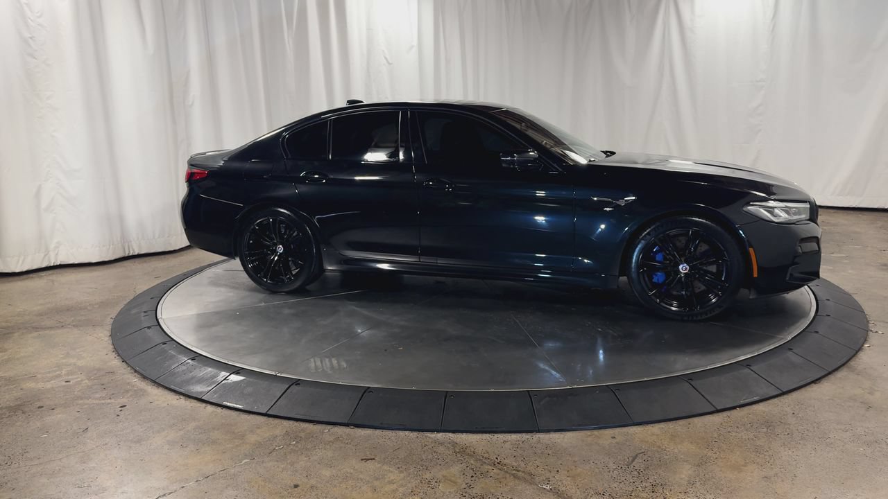 Used 2022 BMW M5 w/ Executive Package AWD/4WD image 3