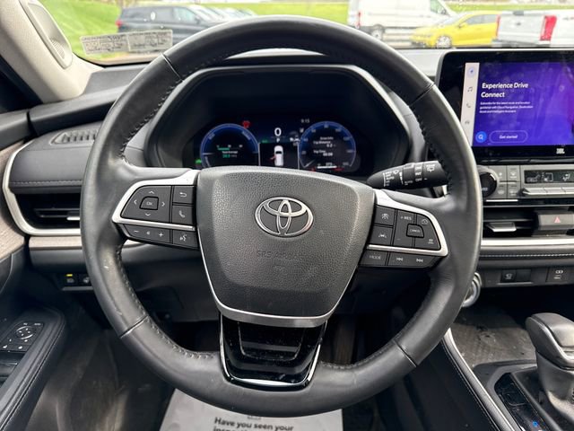 Used 2024 Toyota Grand Highlander Limited image 22